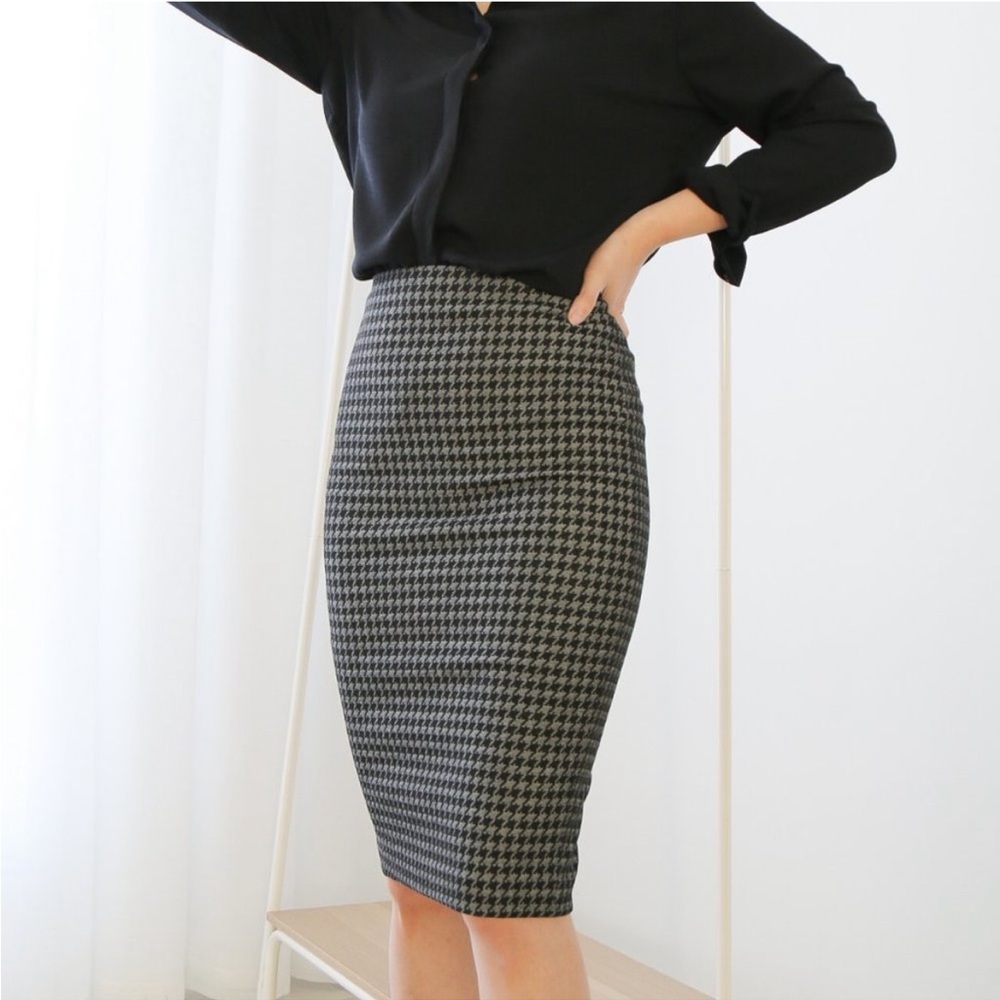 Express Houndstooth Pencil Skirt